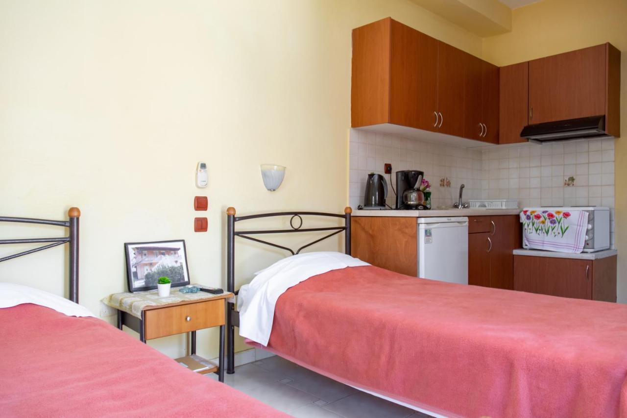Agali Beach Pansion Mármaron Extérieur photo