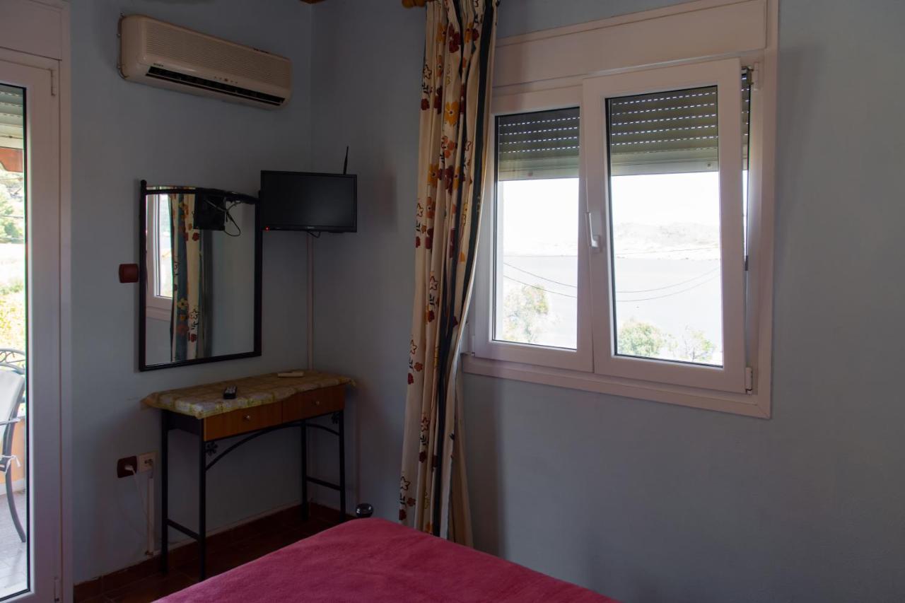 Agali Beach Pansion Mármaron Extérieur photo